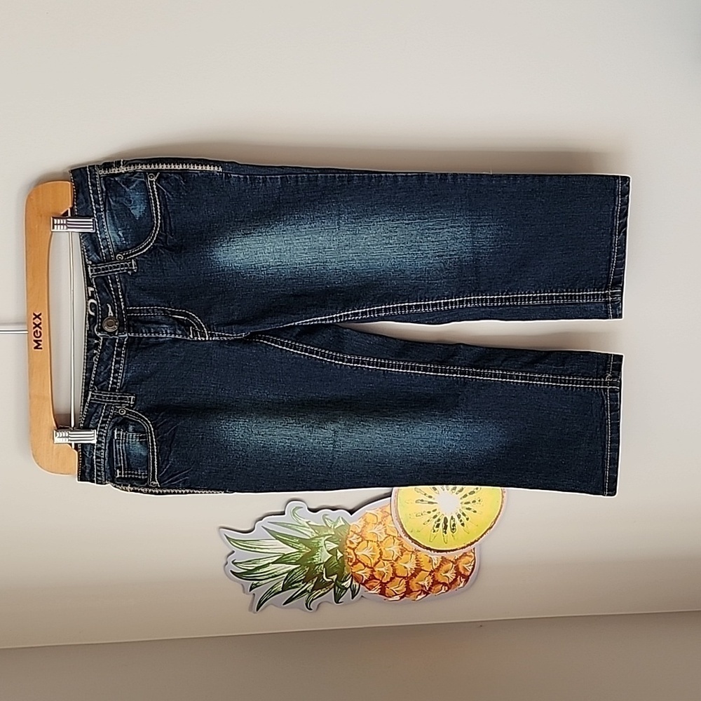 Rue21 - Dark Denim Crops with Worn in Wash​​​​​​​​​